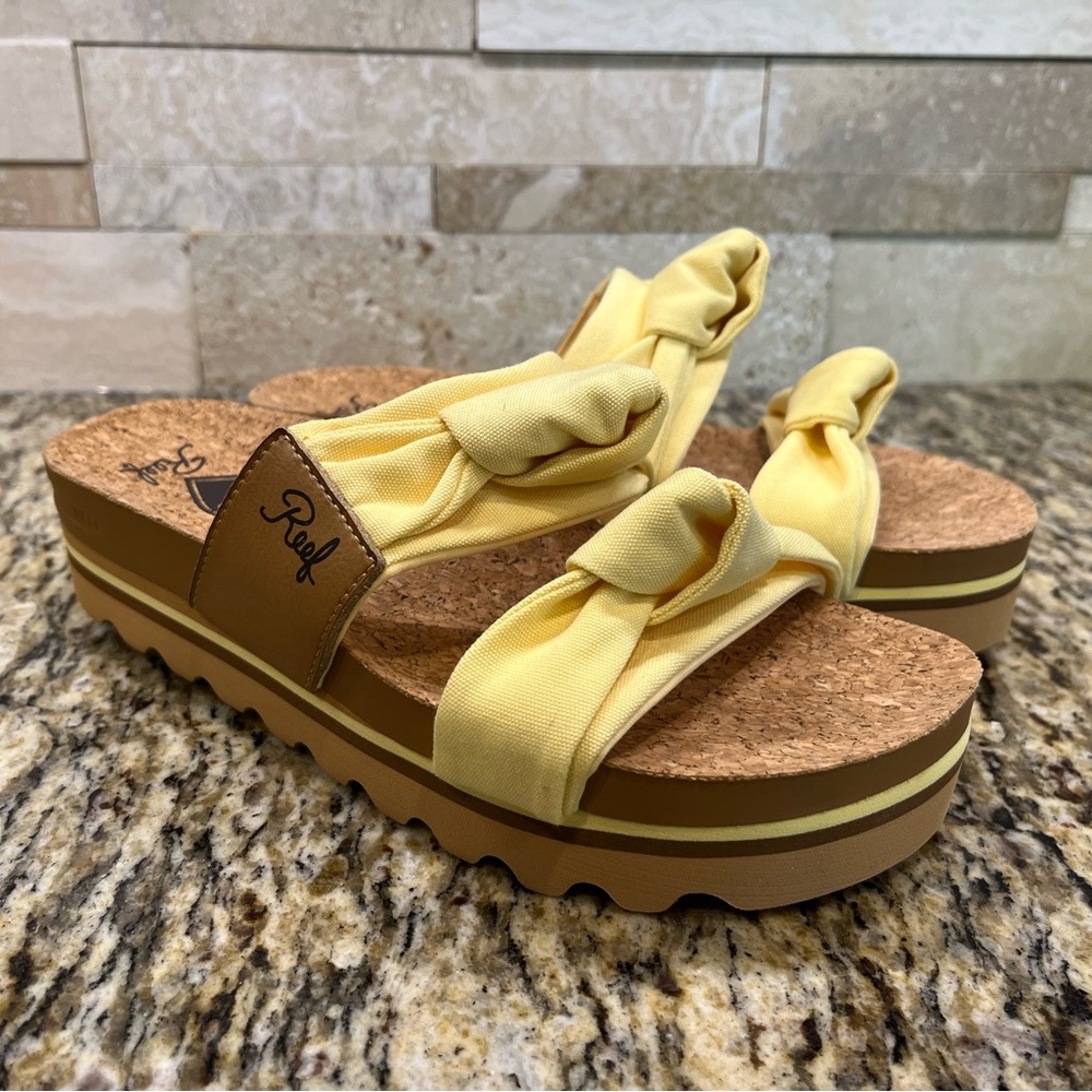 Reef Knotty Vista Hi sandal, size 7, Sun